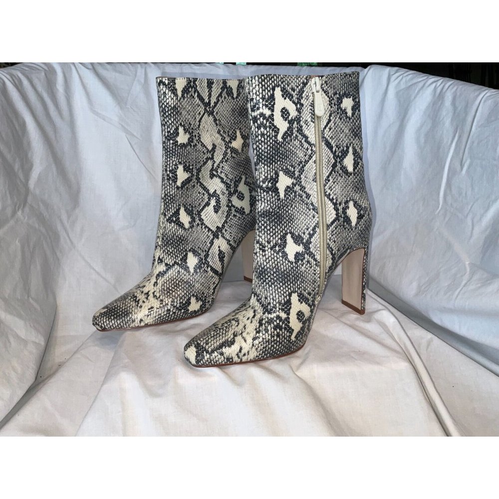 sz 5 Pretty Little Thing Pump Boot in FAUX SNAKE SKIN - New Without Box
